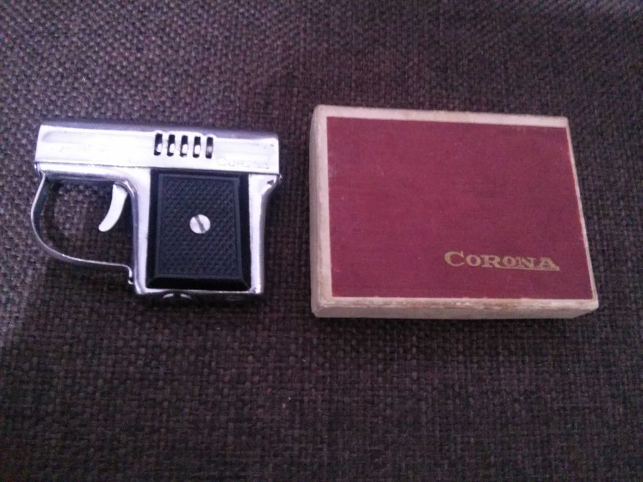 stara zapalniczka benzynowa pistolet Corona PRL