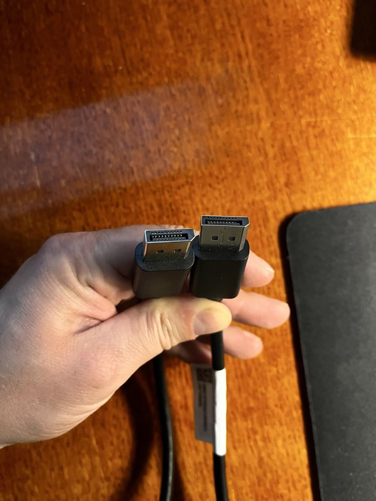 Kабель DisplayPort