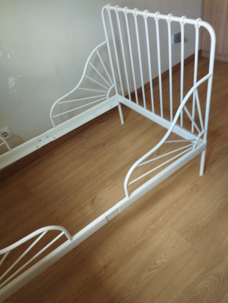 Cama extensível ikea