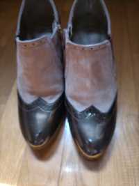 Sapatos cor taupe/bronze tacão alto