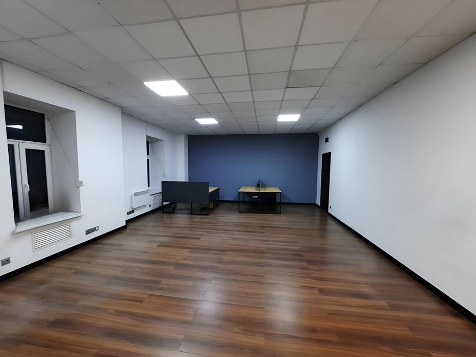 Оренда приміщення : офіс 138 м2 з окремим входом