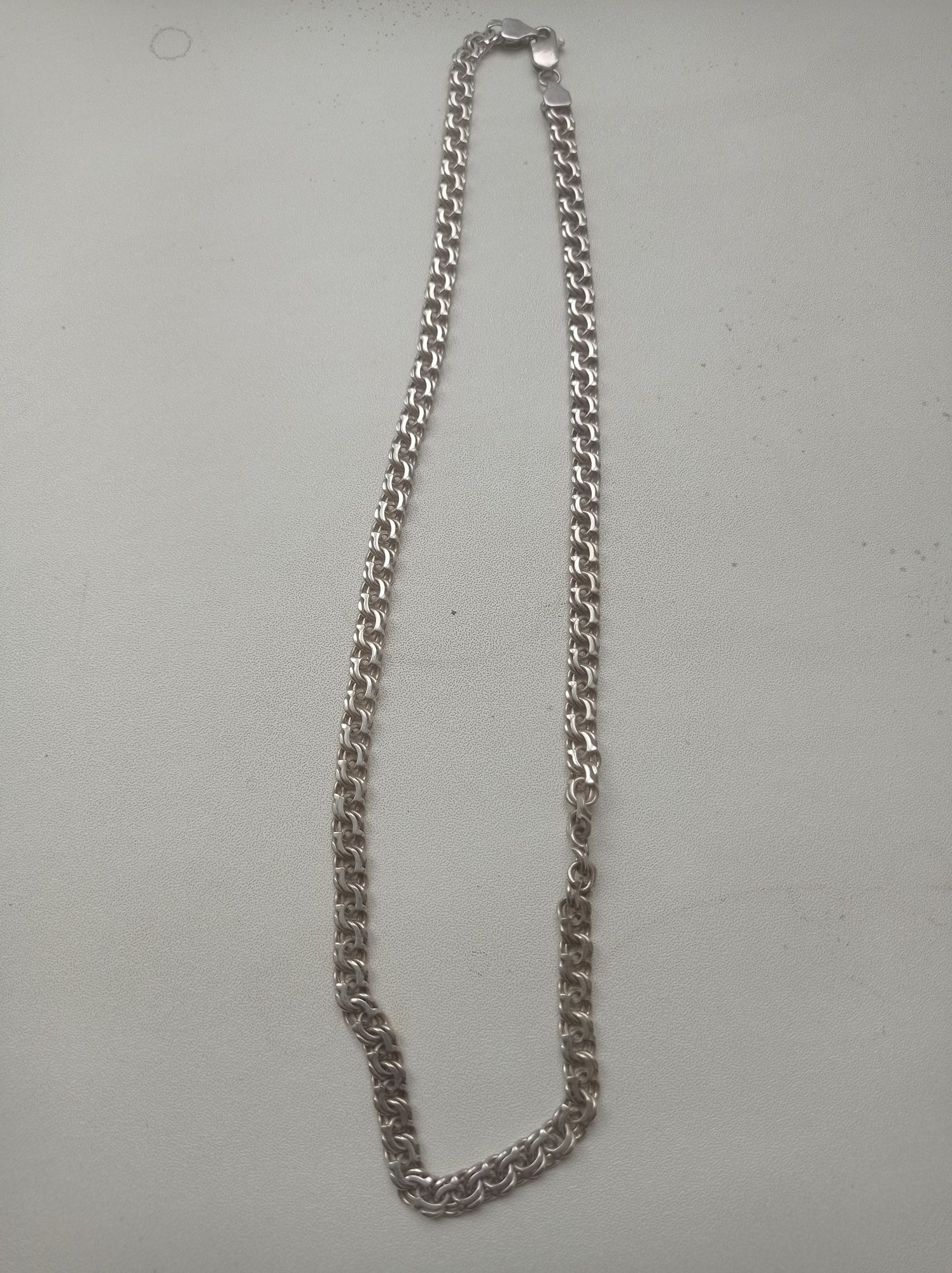 Продам серебряную цепочку