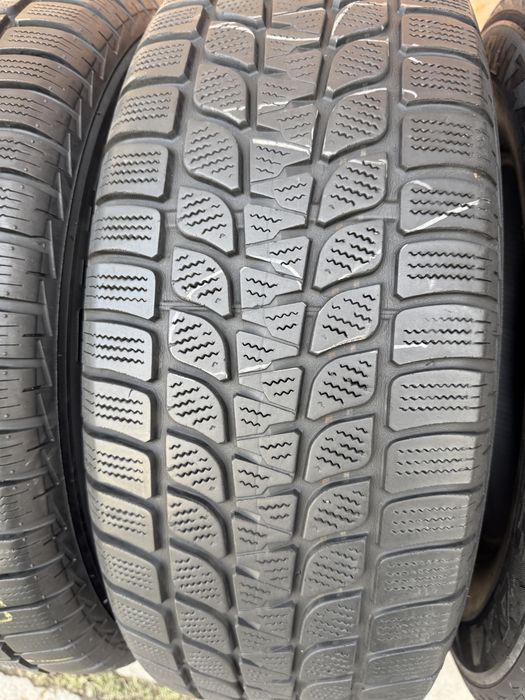 255/70R16 Bridgestone Blizzak LM-25 4шт