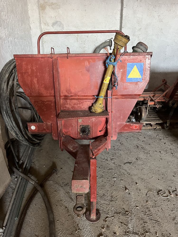 Reboque para Vindima com Senfim