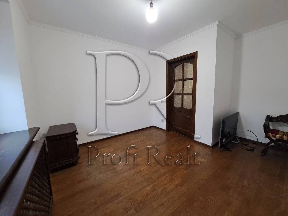 Продаж 3 кімн. квартири вулиця Антоновича/Антоновича 122