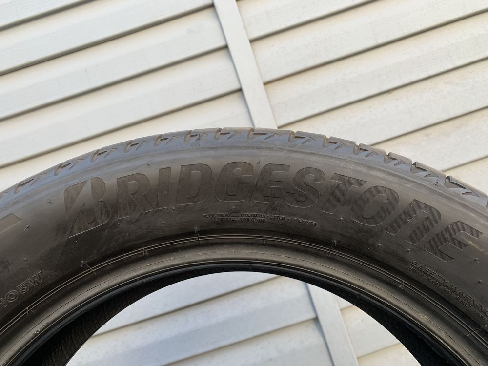 Пара літніх шин Bridgestone 245/50 R19 Alenza 001