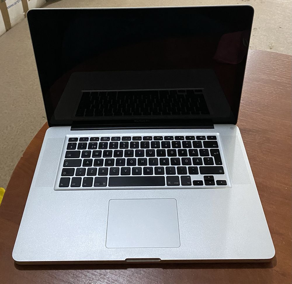 MacBook PRO A1286 15"/ на запчастини! N1281