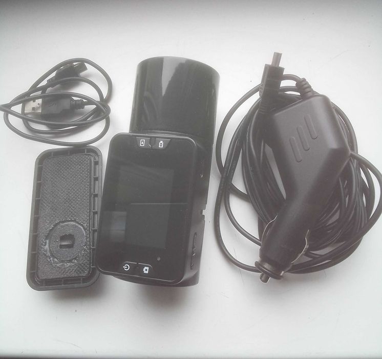 Відеорегістратор для авто