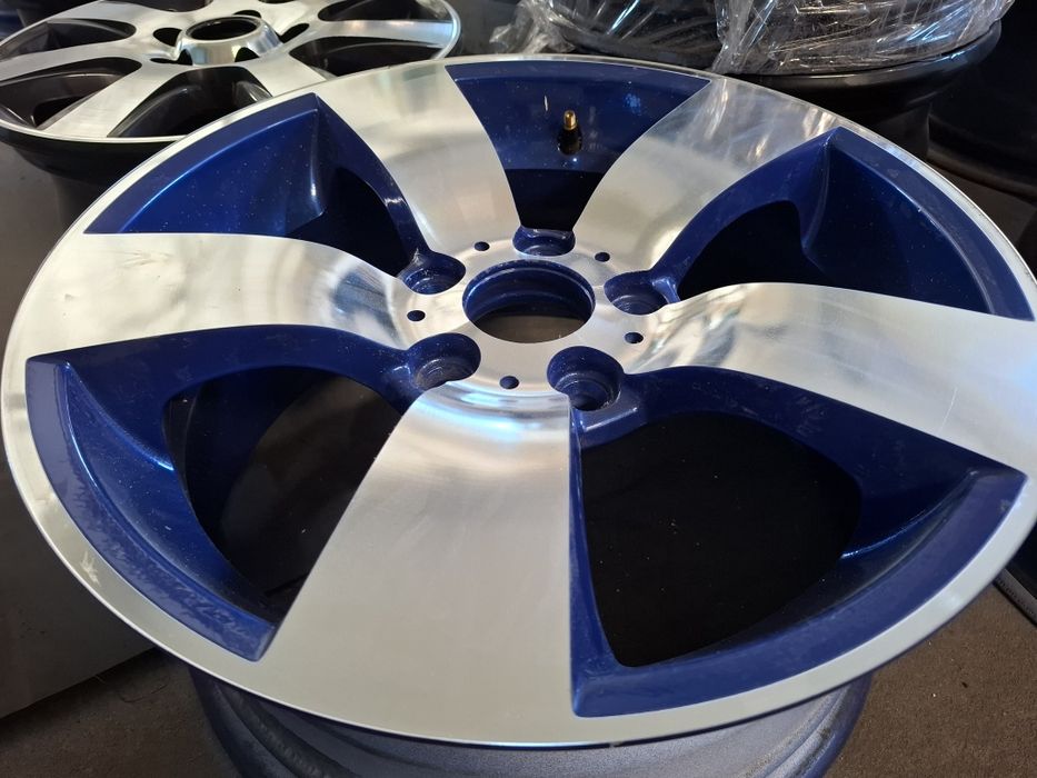 Renowacja felg malowanie prostowanie Toczenie CNC