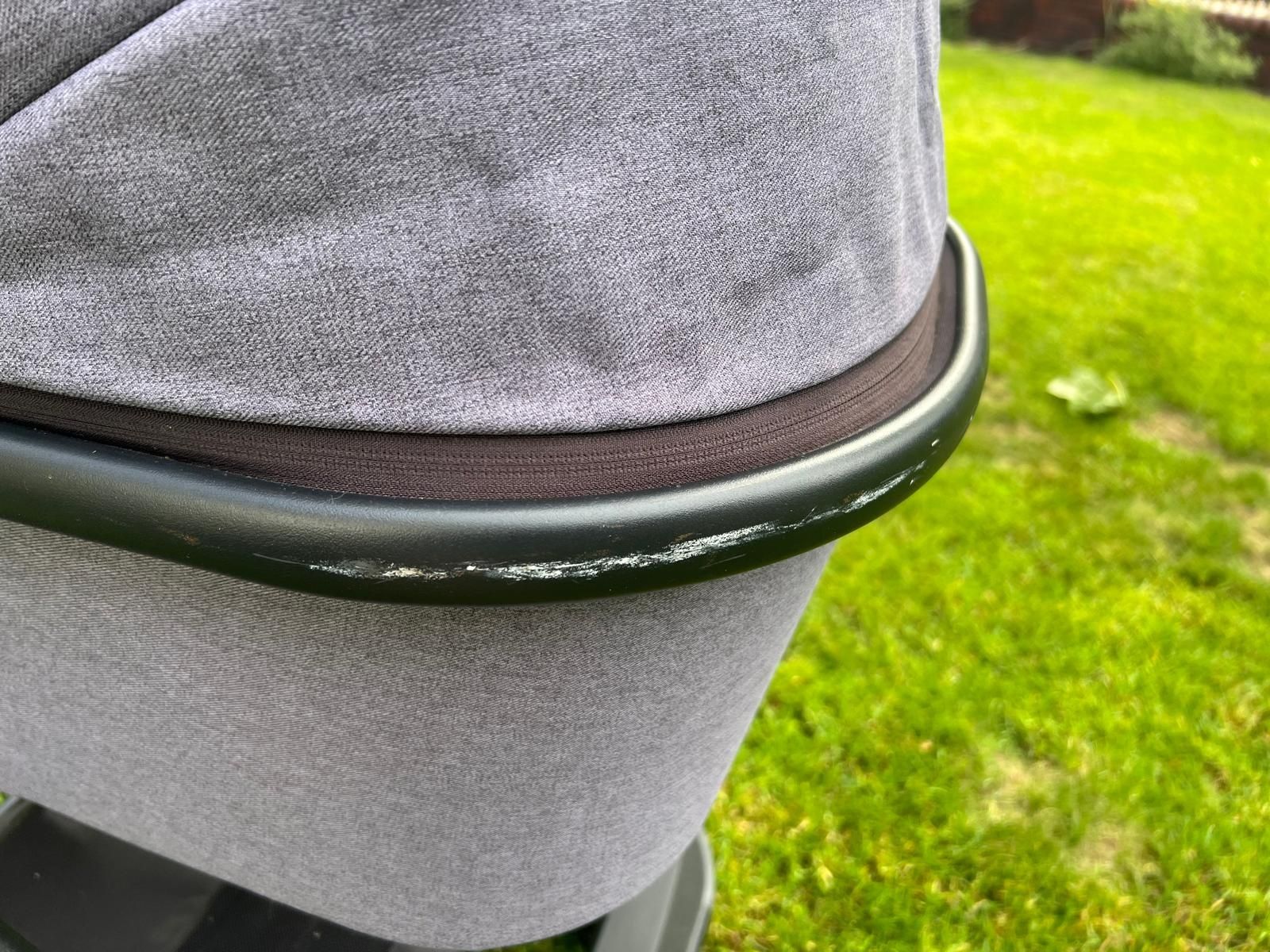 Wózek Muuvo Slick 2.0 głęboko-spacerowy + nosidełko Avionaut