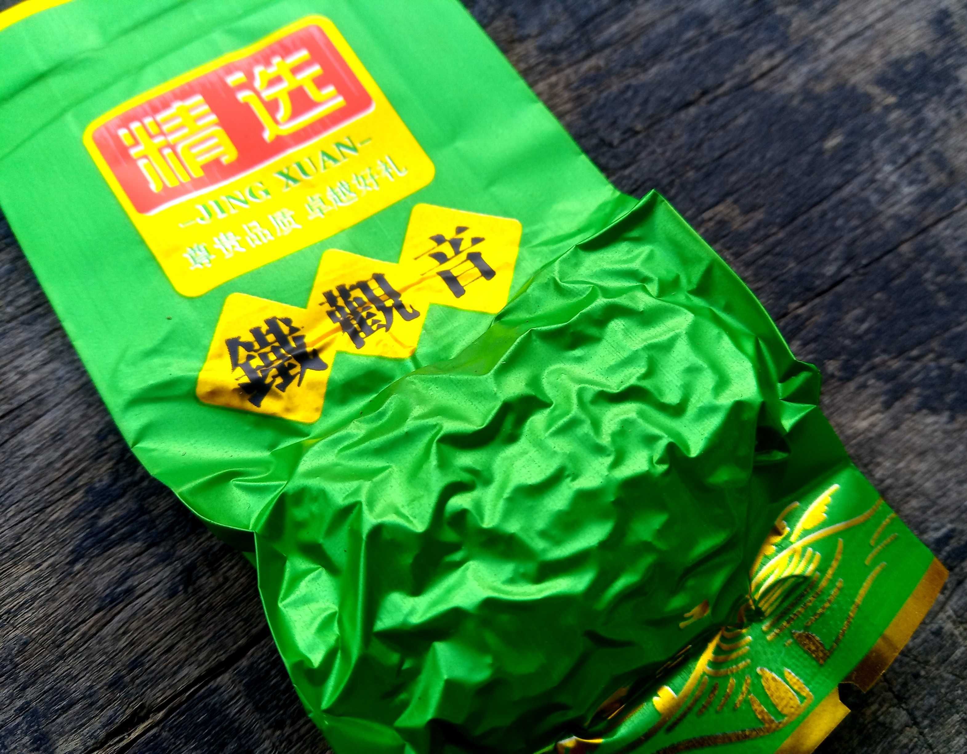 TEA Planet - Zielona herbata prosto z Chin Tie Guan Yin blister 256 g.