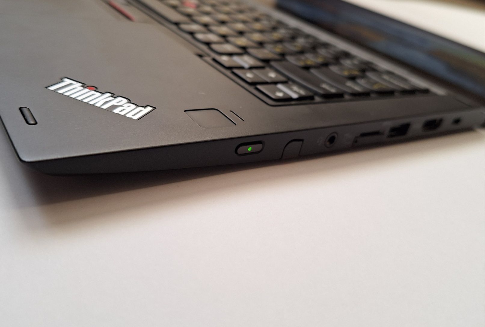 Lenovo ThinkPad Yoga 370