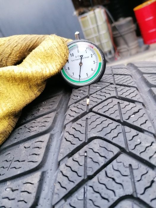 245/50/19 Pirelli 2024 rok zimowe