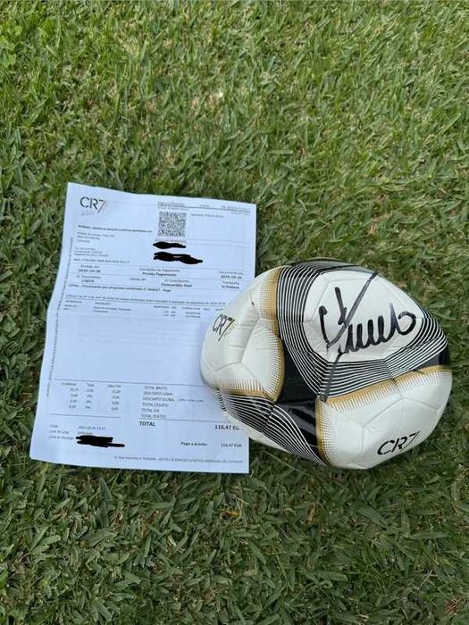 Bola Autografada Cristiano Ronaldo Oficial Museu CR7