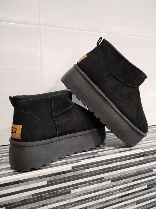 Hit sezonu czarne śniegowce UGG