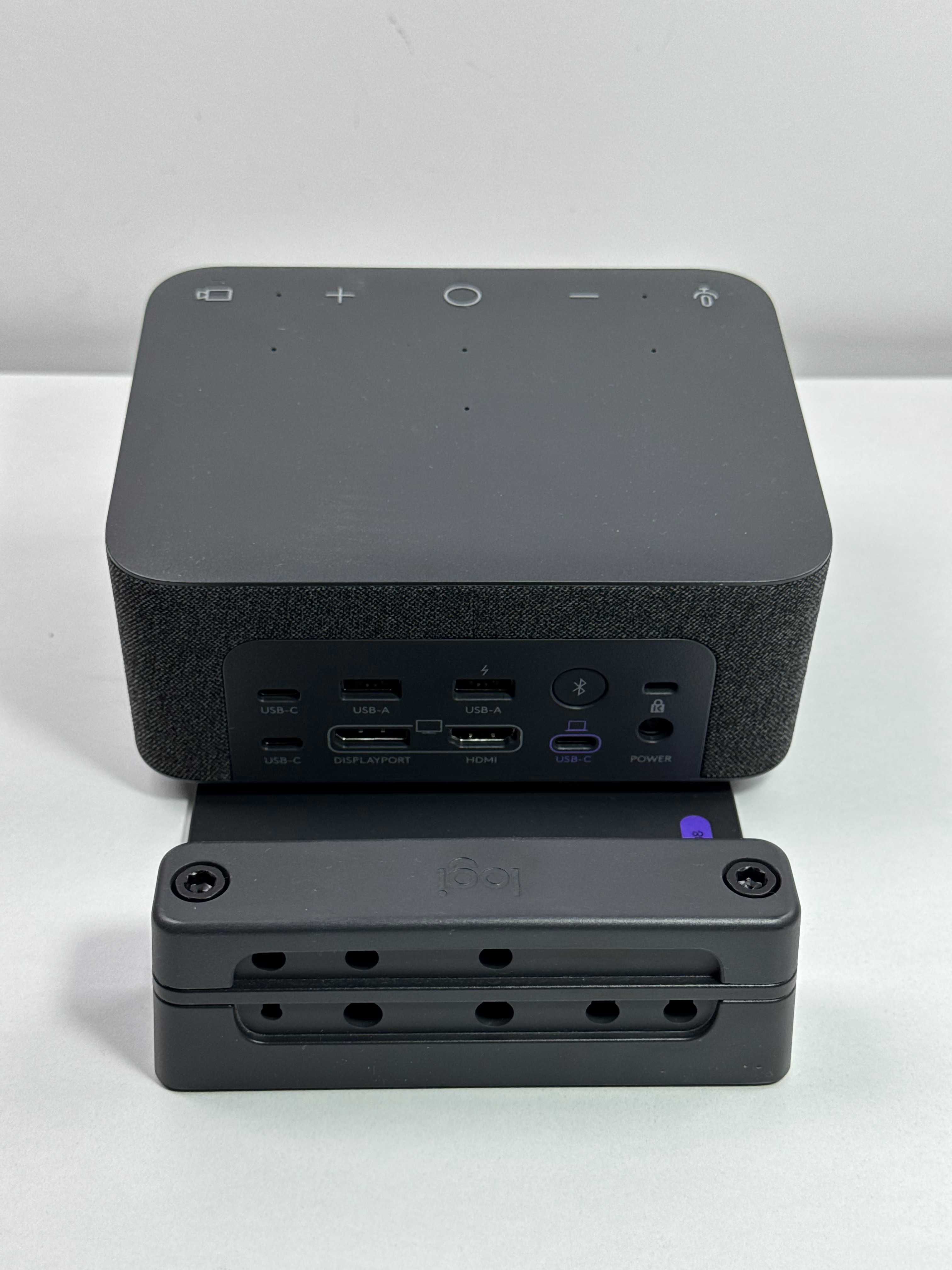 Набір для конференції Logitech Logi DOCK Focus Room Kit камера