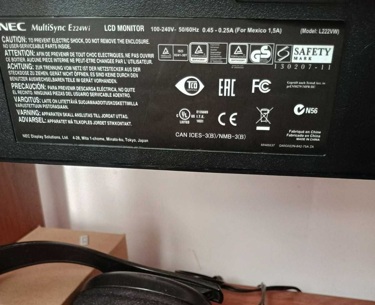 Продам монітор NEC 22 дюйми з IPS матрицею