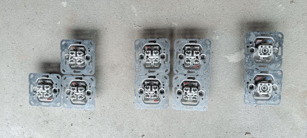 Osprzęt elektryczny Gira 55