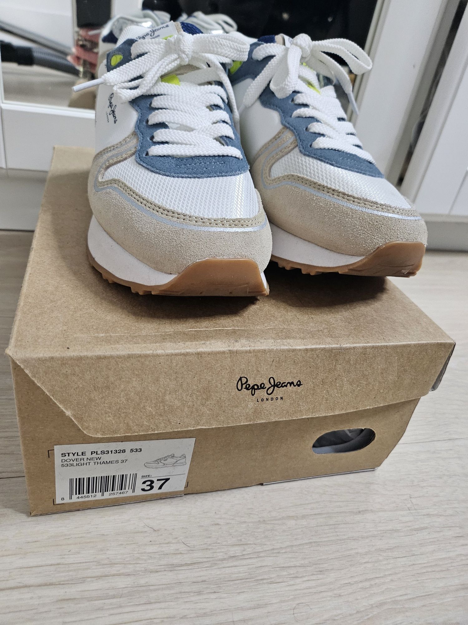 Damskie buty Pepe Jeans 37