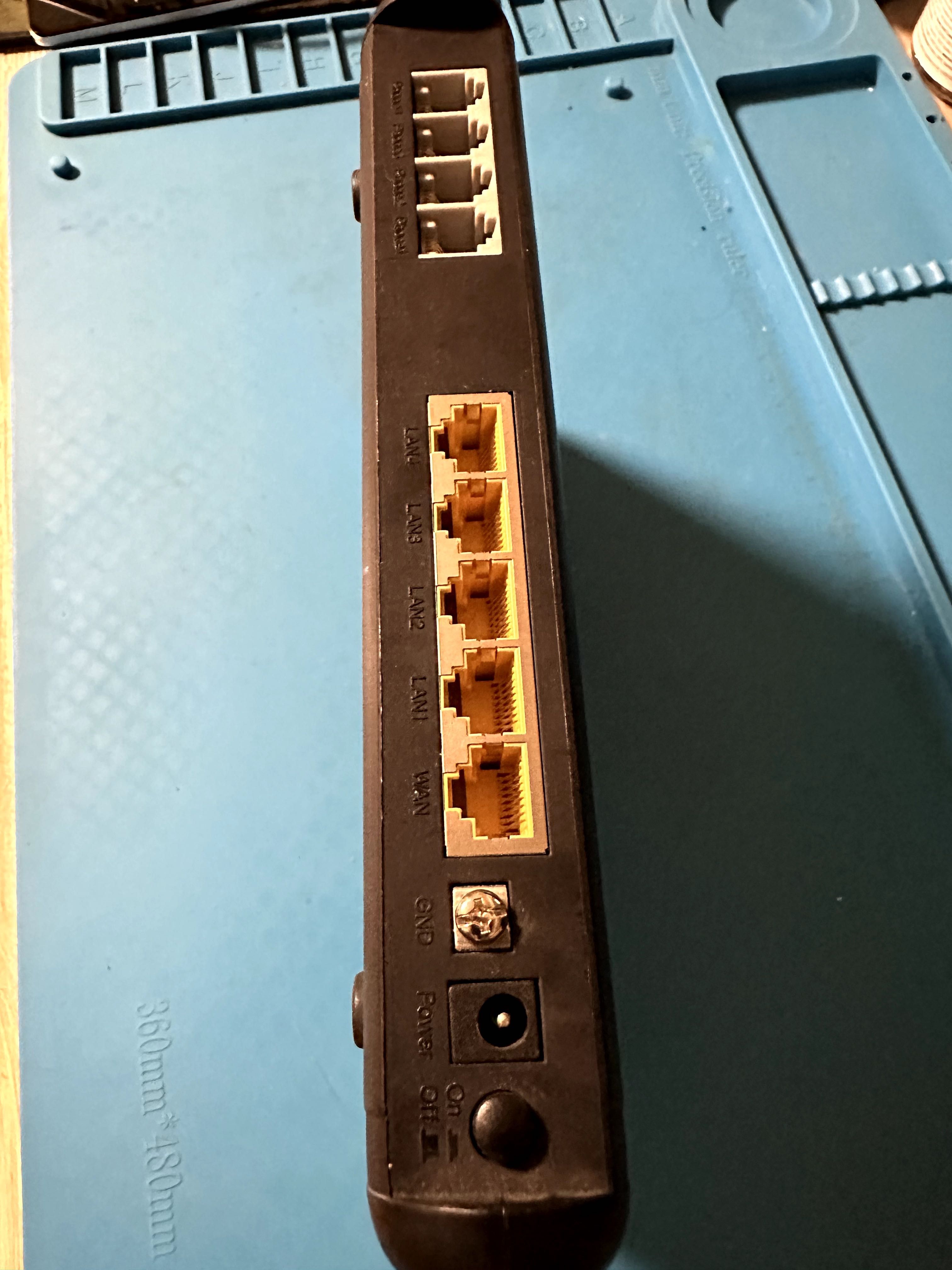 VoIP-шлюз D-Link DVG-5004S