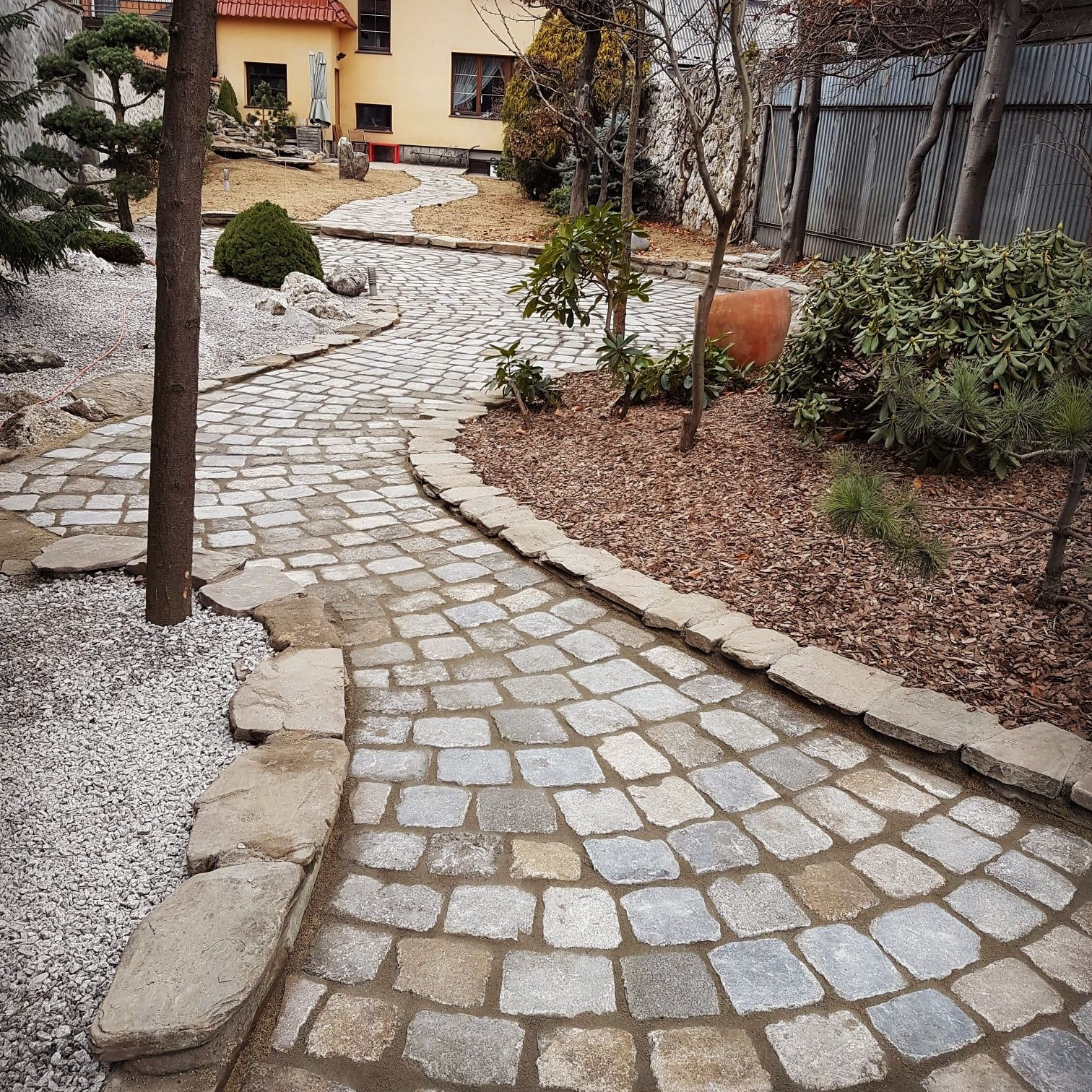 WOLNE TERMINY projekty,zakładanie ogrodów,pielęgnacja zieleni,prace,us