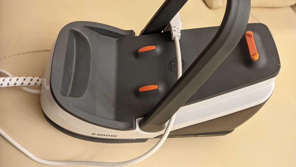 Паровая система (Утюг) Clatronic DBS 3611