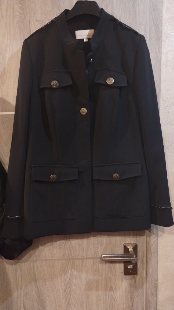 Marynarka militarna