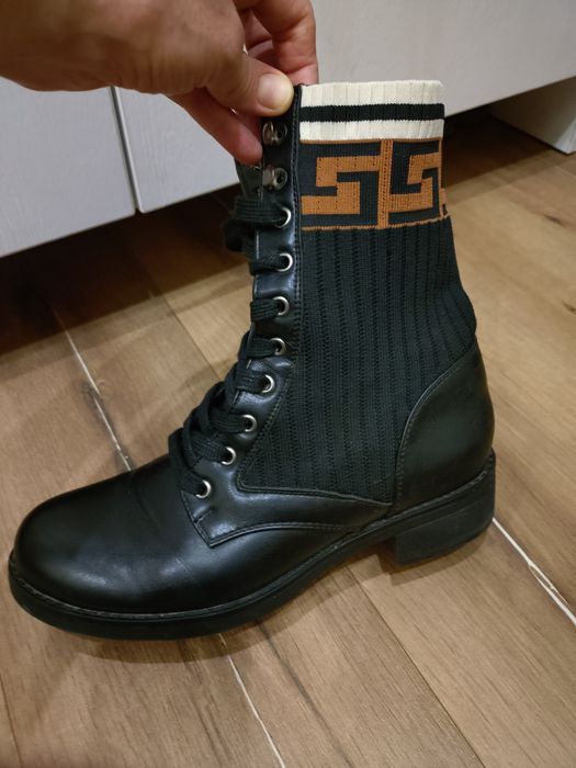 Śliczne buty damskie w modny grecki wzór+Gratis!!!