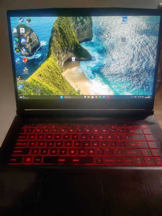 Laptop MSI GF65 Thin 10UE RTX 3060 i5-10500H 8GB RAM