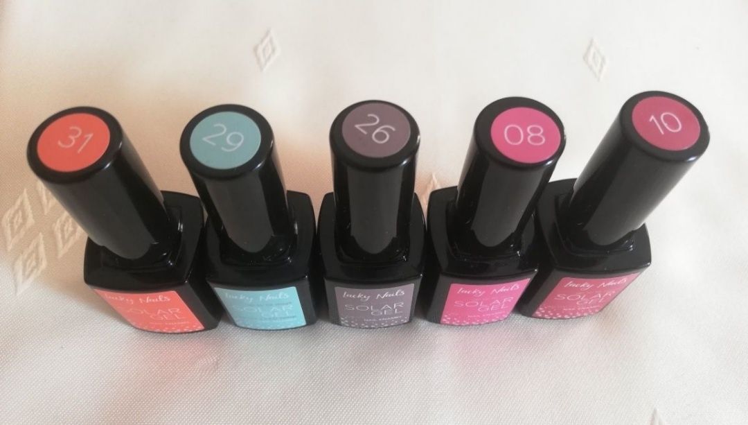 Lacky Nails Nowe lakiery bez lampy UV LED 08 26, 29 31
LED