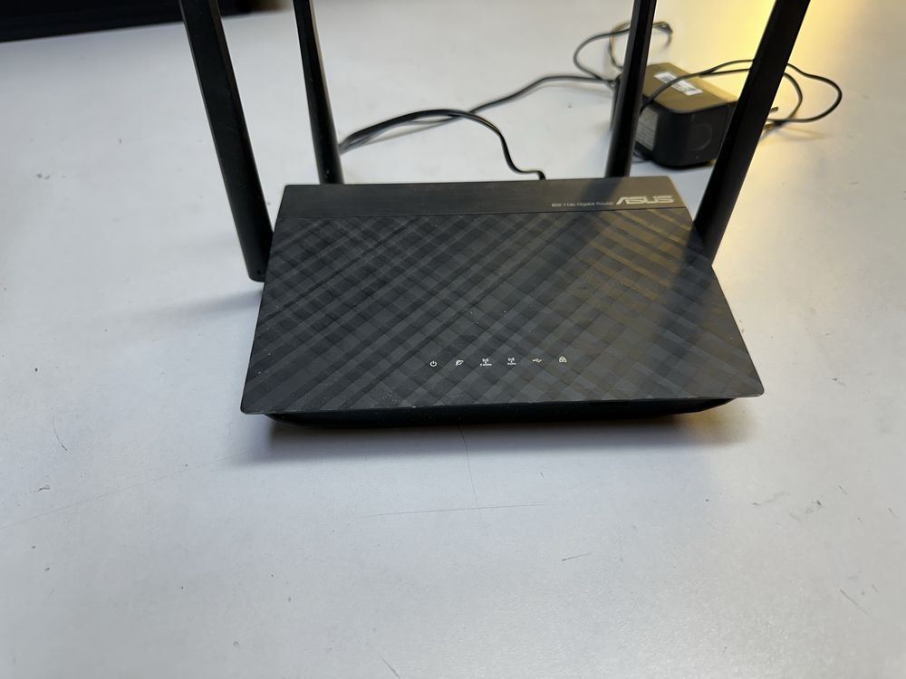 Router ASUS 802.11ac Gigabit Router