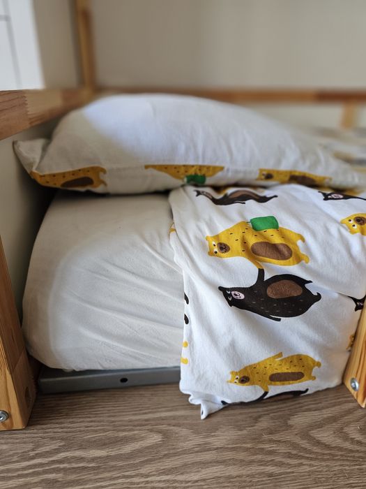 Cama reversível KURA da IKEA, 90x200 cm