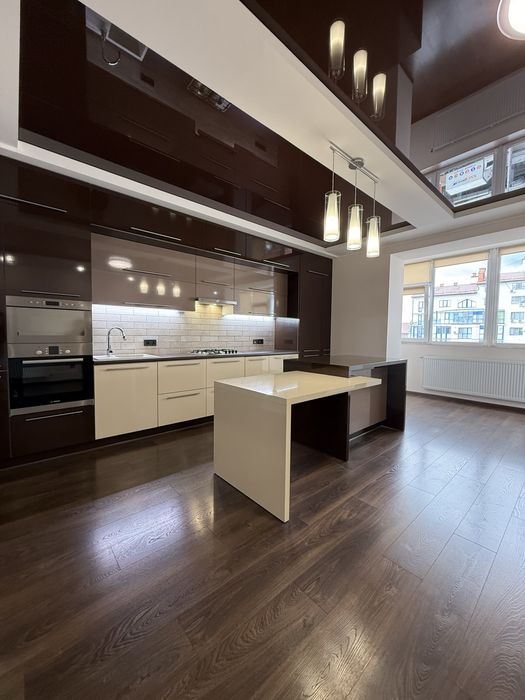 Двокімнатна квартира на Південному Бульварі