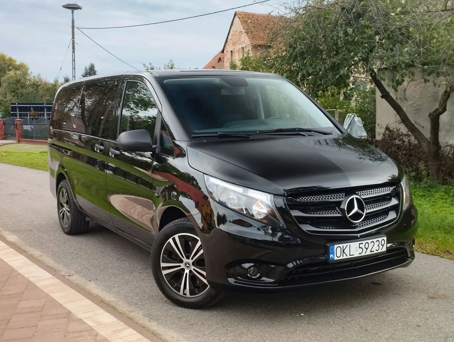 Mercedes-Benz Vito 171tkm Automat 4x4 2x Drzwi przesuwne 8osób Łopatki Tempomat 17 Felgi!