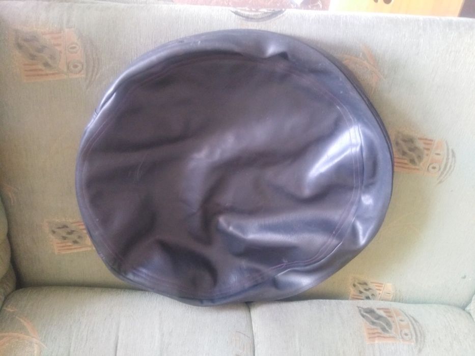 Pokrowiec na koło zapasowe (dojazdówkę)