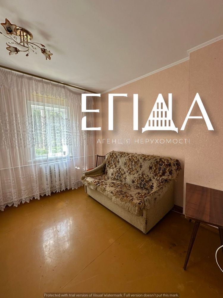Продаж пів будинку в центральній частині міста