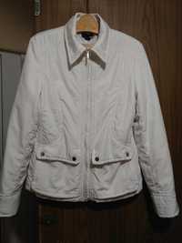 Куртка белая продам