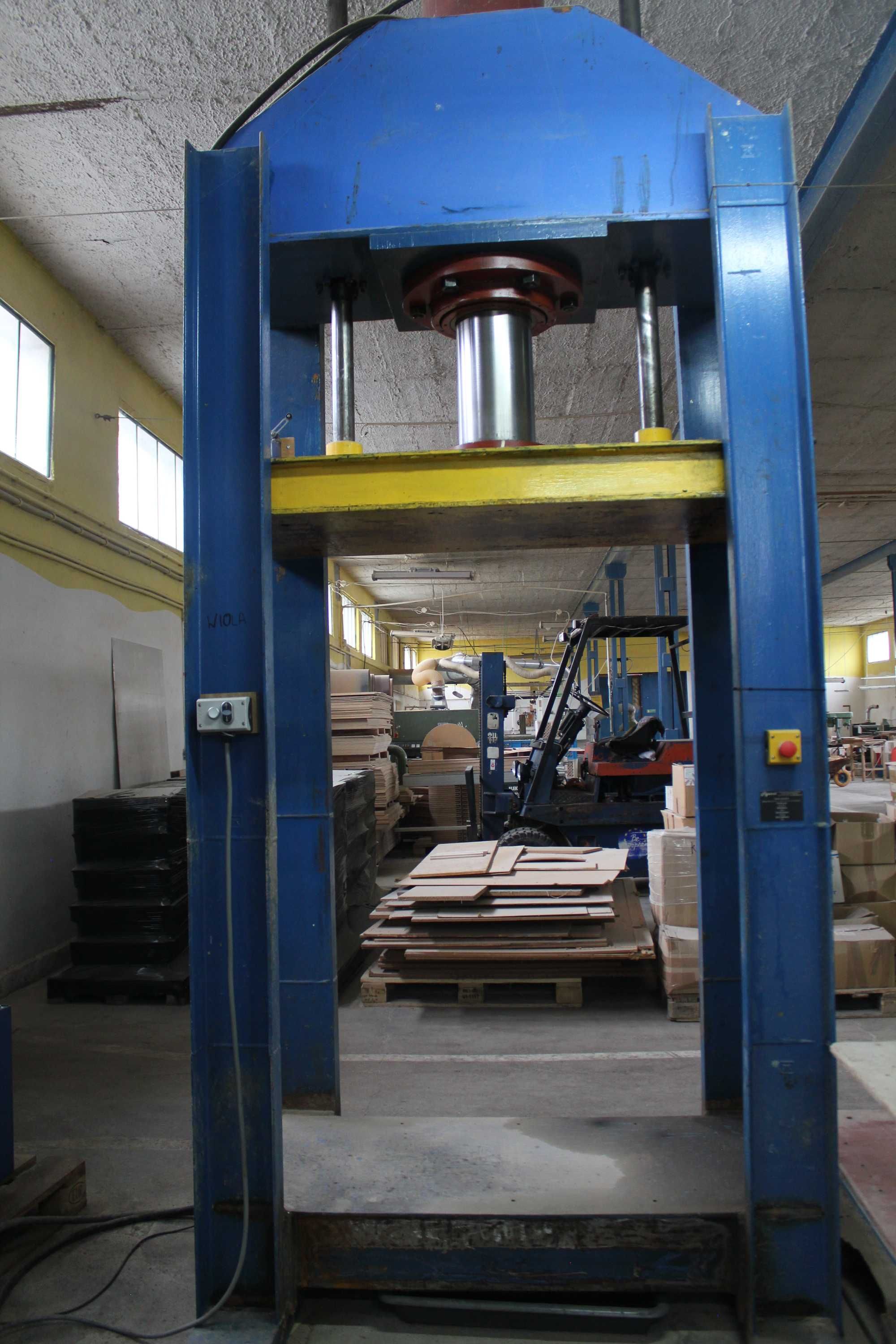 Prasa hydrauliczna z agregatem