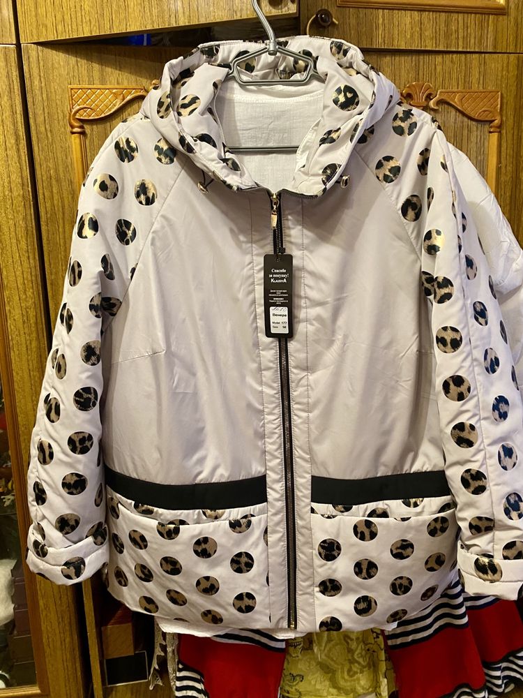 Модная женская курточка новая с биркой , 58-й размер