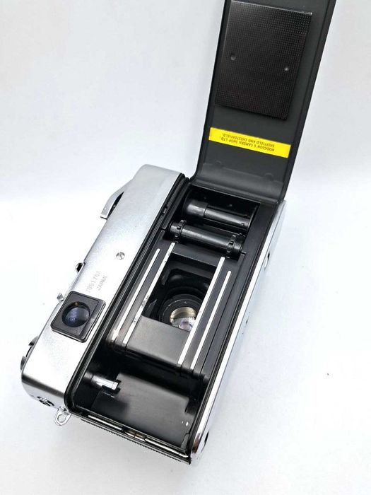 Плівкова камера Yashica Minister III