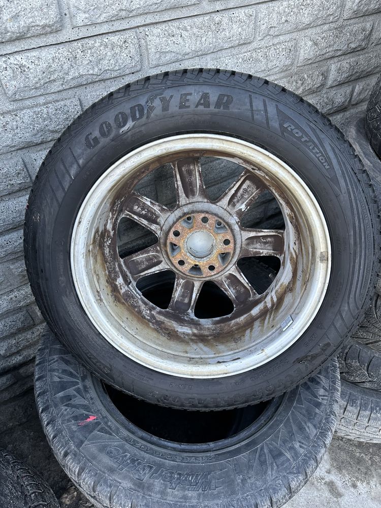 В наявності одна ваесезонна шина Goodyear 205/55/16