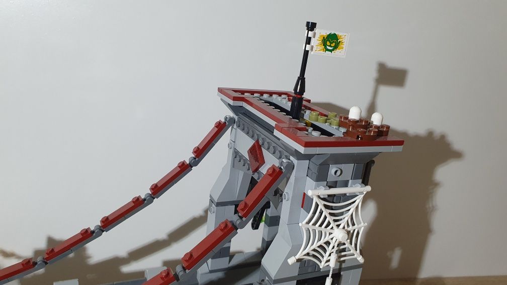 Lego 76057 Spiderman Pajęczy wojownik (BEZ FIGUREK)