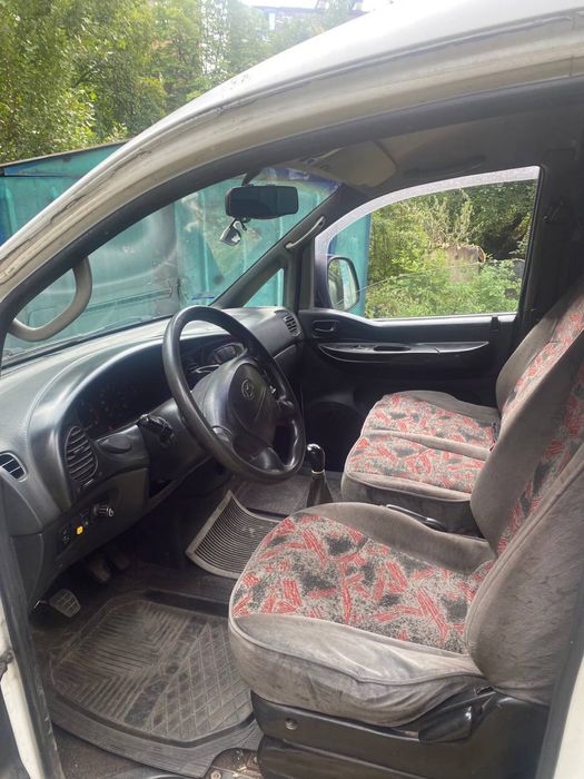 Hyundai H1 2.5 TD | Бус на ходу | 8+1 місце | Робочий стан