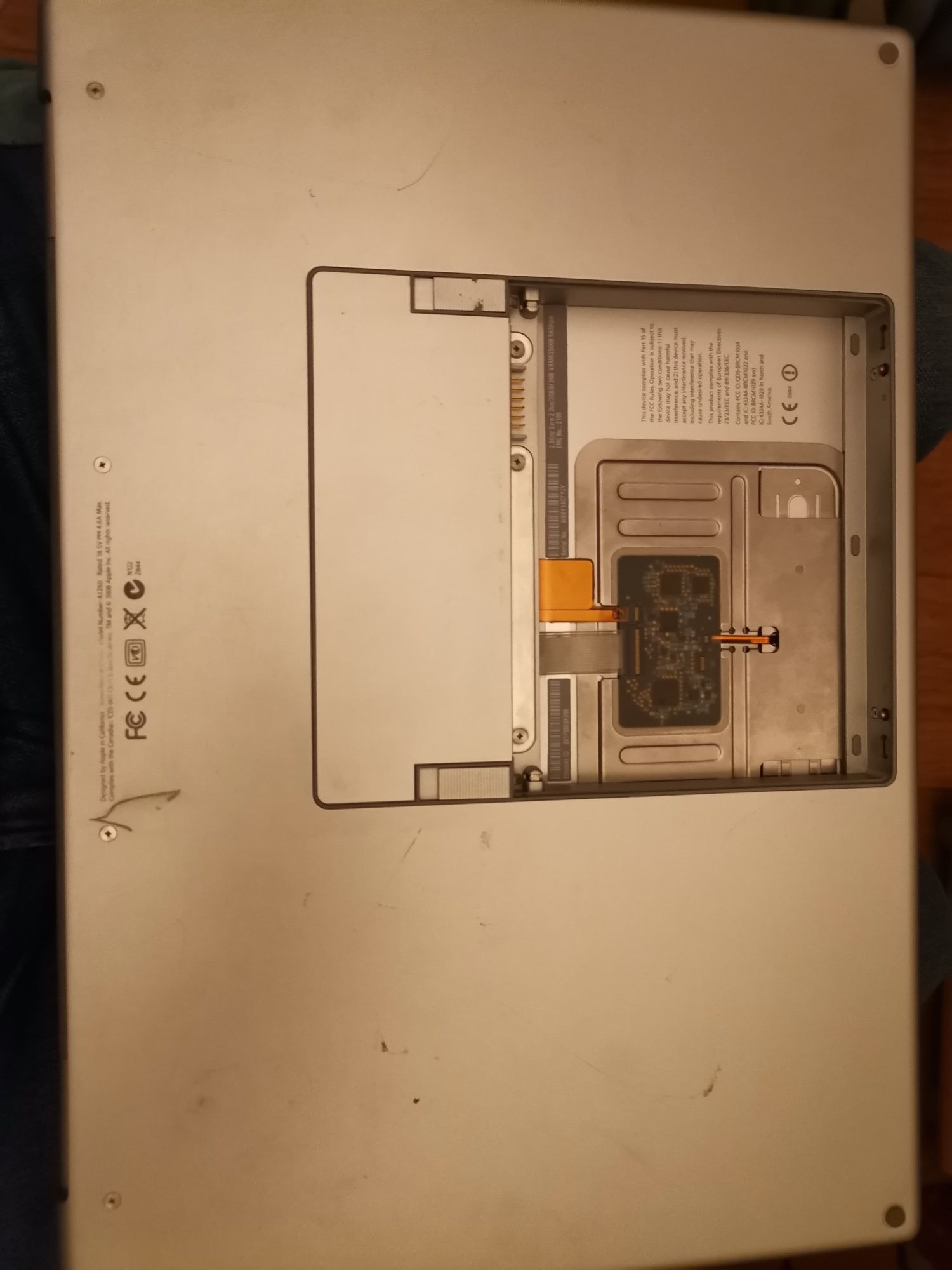 Portátil macbook a1260