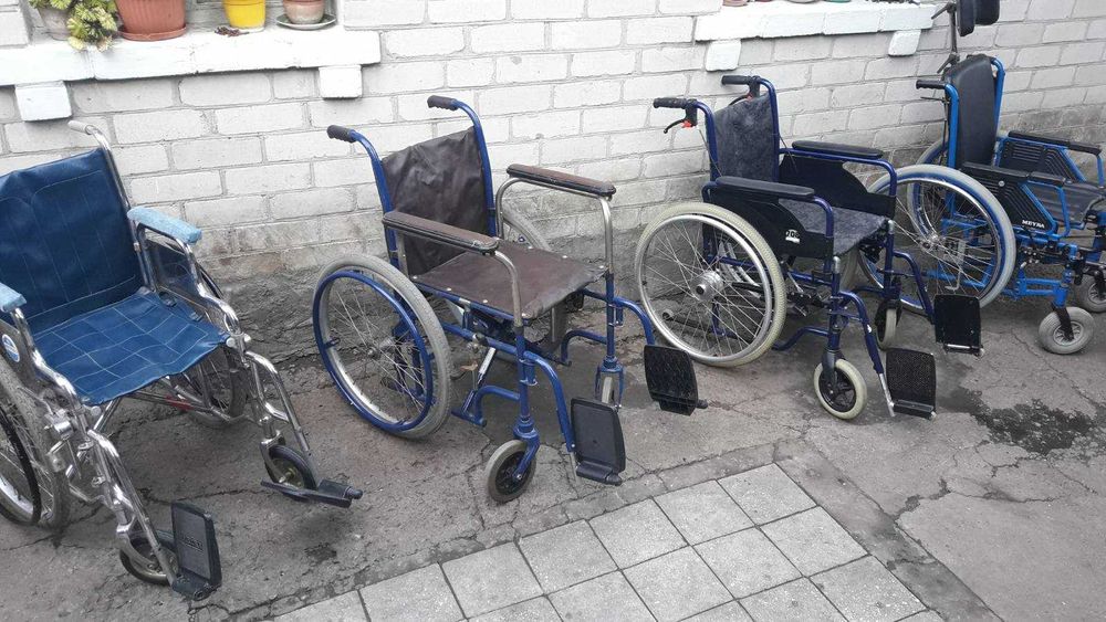 Продам инвалидную коляску, крісло колісне