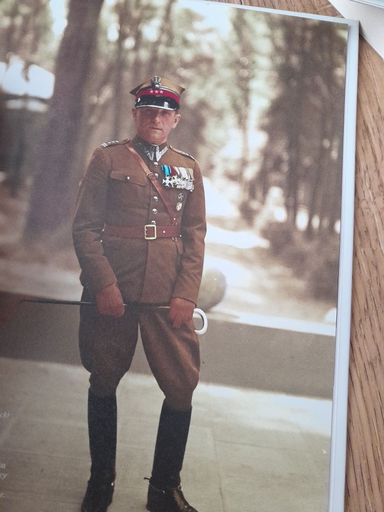 Książka 7 Pułk Strzelców Konnych odznaki IIRP WW2 WP 1939
