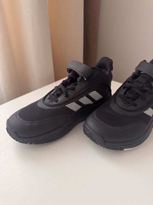 Високі кросівки adidas