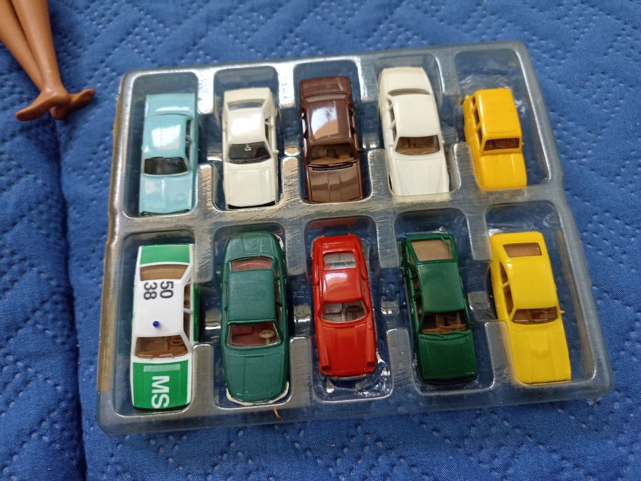 Zestaw 10 starych modeli samochodzików  na makietę 1:87 Herpa i Wiking