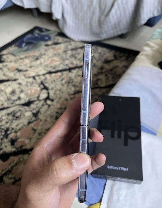 Samsung Z Flip 4