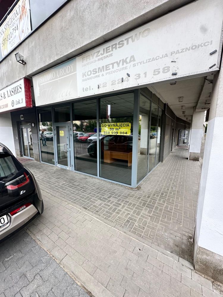 Lokal uslugowy do wynajecia 30m2 przy Ulicy Powstańcow Ślaskich 45